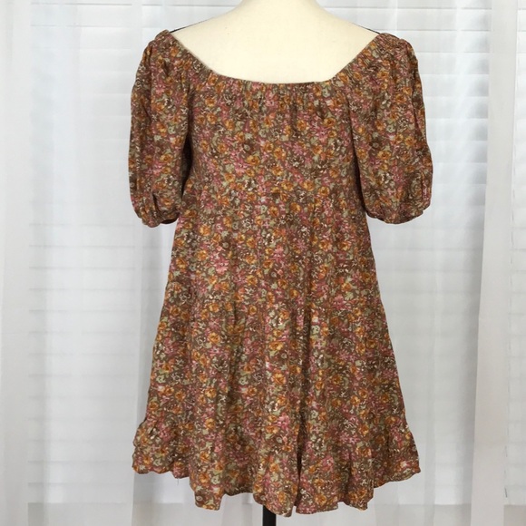 Wild Fable Floral Top - Picture 3 of 6